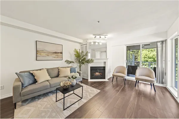 Richmond condo listing